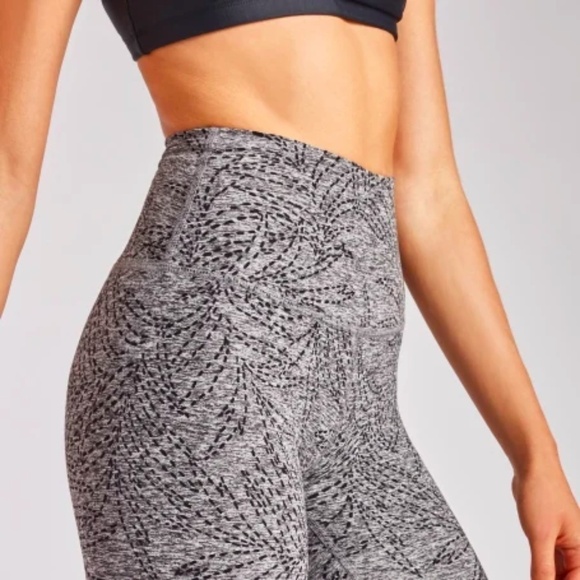 💕BEYOND YOGA💕 Spacedye High Waisted Yoga Legging ~ Jungle Fern Small S NWT - Picture 7 of 8